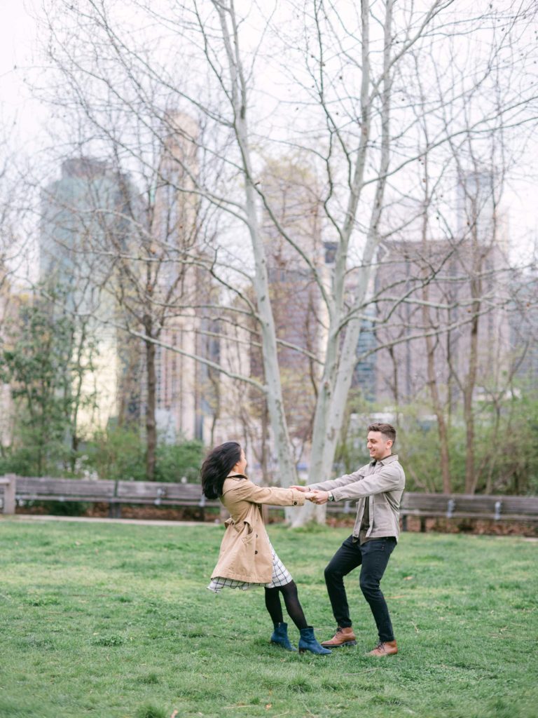 Brooklyn Bridge Park Engagement Photo, NYC Wedding Photographer